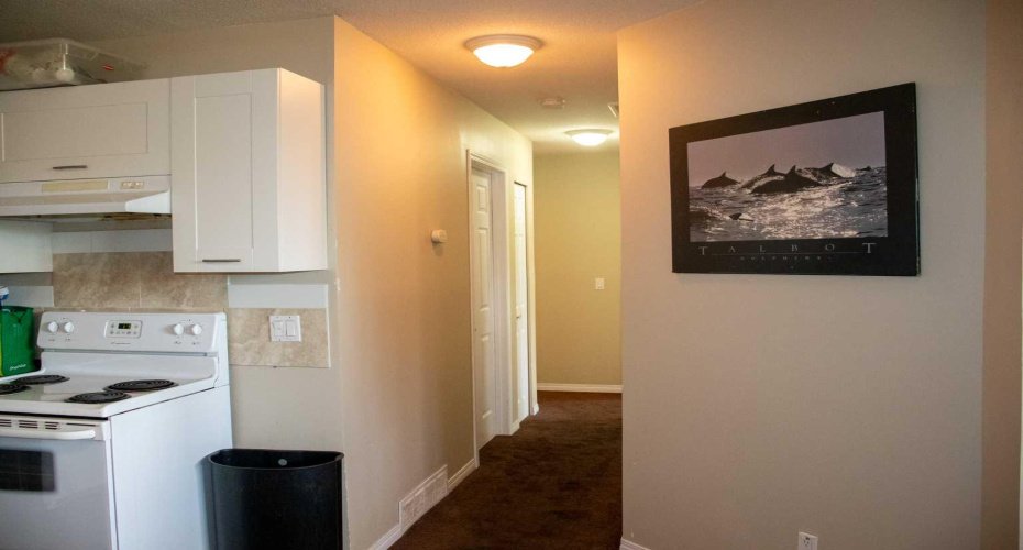 604 19 Street, High River, Alberta T1V 1V2, 4 Bedrooms Bedrooms, ,2 BathroomsBathrooms,Residential,For Sale,19,A2250355