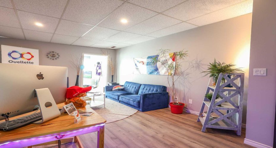 5002 50 Street, Stettler, Alberta T4K 1K9, ,Commercial,For Sale,50,A2244776