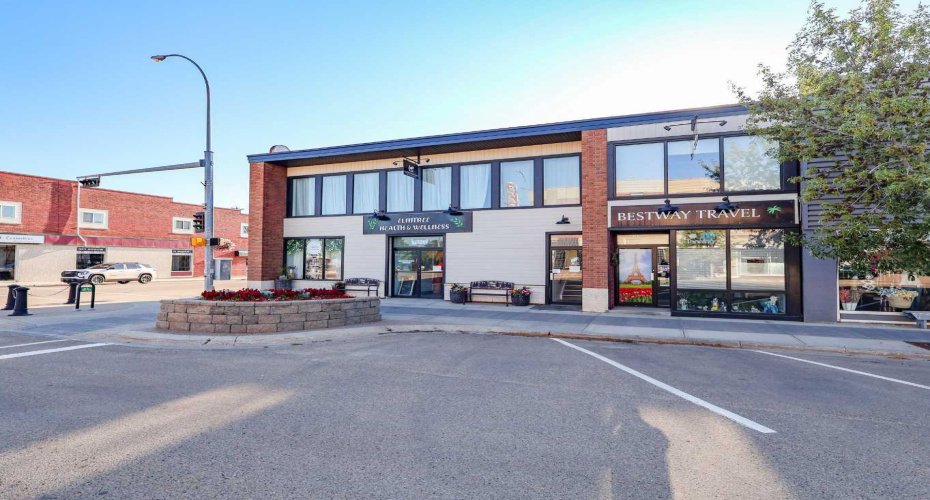 5002 50 Street, Stettler, Alberta T4K 1K9, ,Commercial,For Sale,50,A2244776