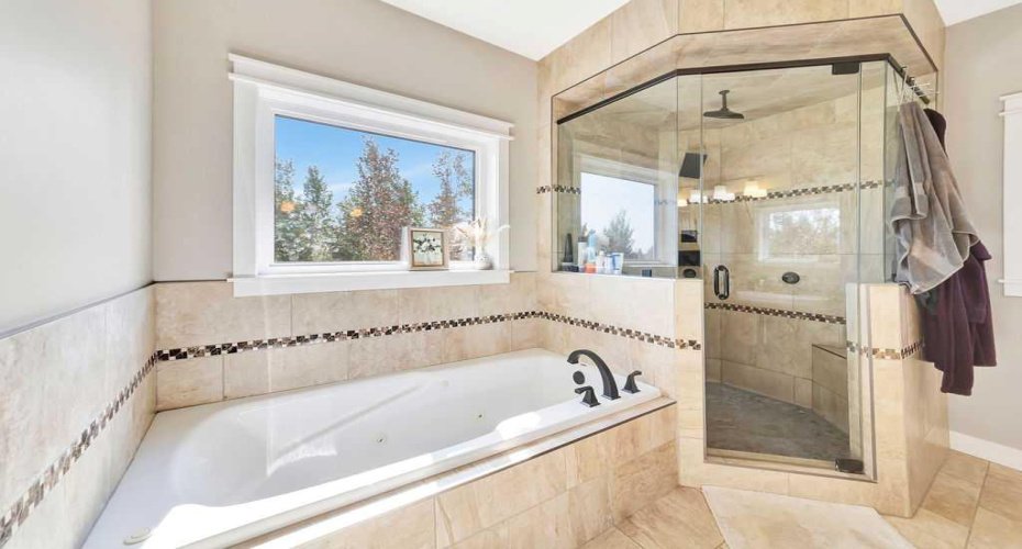 484046 RR20, Rural Vermilion River, County of, Alberta T9V3K5, 5 Bedrooms Bedrooms, ,3 BathroomsBathrooms,Residential,For Sale,RR20,A2252721