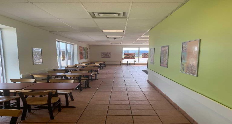 805 EAST LAKE Boulevard, Airdrie, Alberta T8H 2G4, ,Commercial,For Lease,EAST LAKE,A2253025