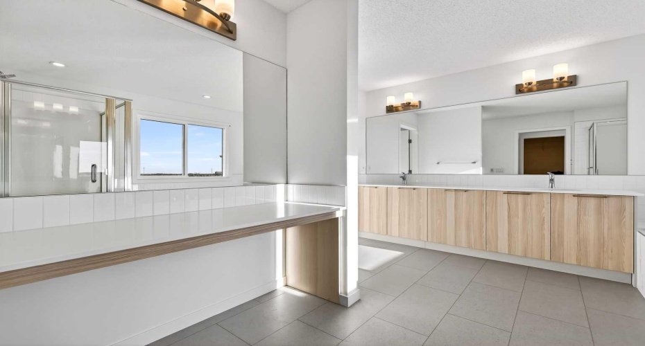 89 Corner Glen Avenue, Calgary, Alberta T3N 2L7, 3 Bedrooms Bedrooms, ,3 BathroomsBathrooms,Residential,For Sale,Corner Glen,A2253063