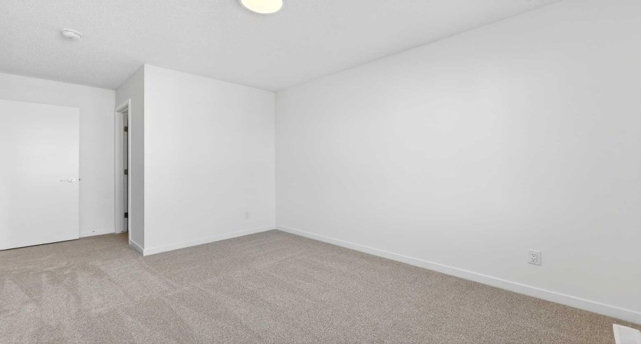 89 Corner Glen Avenue, Calgary, Alberta T3N 2L7, 3 Bedrooms Bedrooms, ,3 BathroomsBathrooms,Residential,For Sale,Corner Glen,A2253063