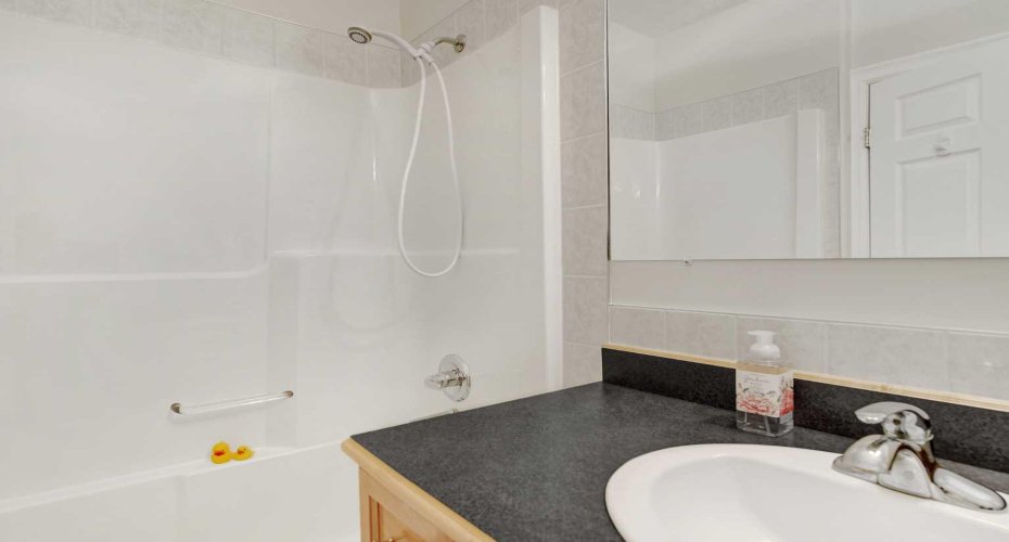 17 - 713019 RR 71, Rural Grande Prairie No. 1, County of, Alberta T8V 3A4, 5 Bedrooms Bedrooms, ,3 BathroomsBathrooms,Agri-business,For Sale,RR 71,A2253405