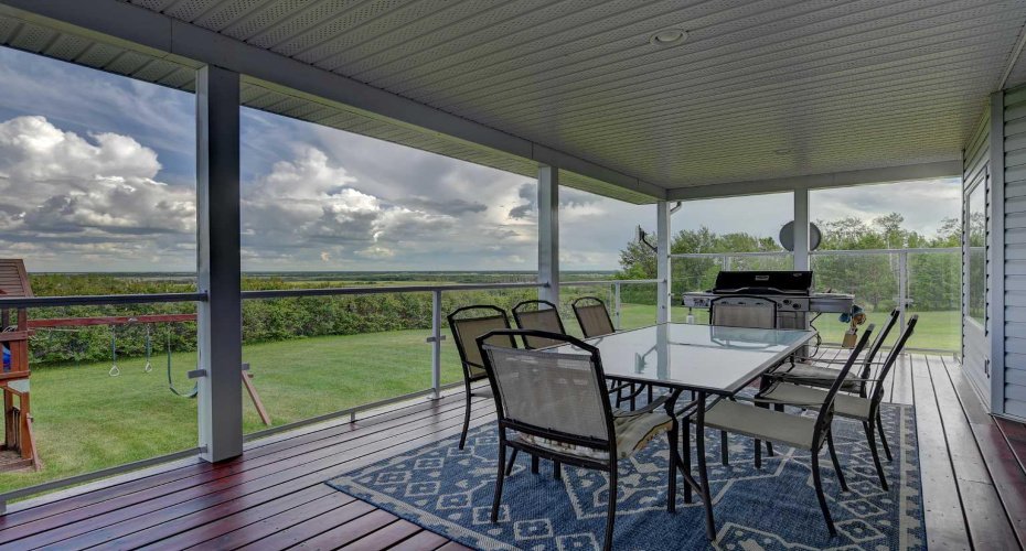 17 - 713019 RR 71, Rural Grande Prairie No. 1, County of, Alberta T8V 3A4, 5 Bedrooms Bedrooms, ,3 BathroomsBathrooms,Agri-business,For Sale,RR 71,A2253405