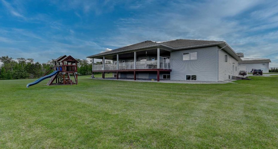 17 - 713019 RR 71, Rural Grande Prairie No. 1, County of, Alberta T8V 3A4, 5 Bedrooms Bedrooms, ,3 BathroomsBathrooms,Agri-business,For Sale,RR 71,A2253405