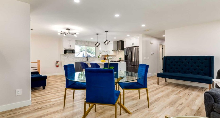 392 Cantrell Drive, Calgary, Alberta T2W 2E4, 4 Bedrooms Bedrooms, ,3 BathroomsBathrooms,Residential,For Sale,Cantrell,A2251732