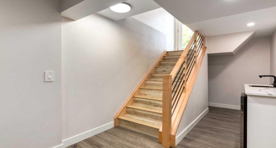 392 Cantrell Drive, Calgary, Alberta T2W 2E4, 4 Bedrooms Bedrooms, ,3 BathroomsBathrooms,Residential,For Sale,Cantrell,A2251732