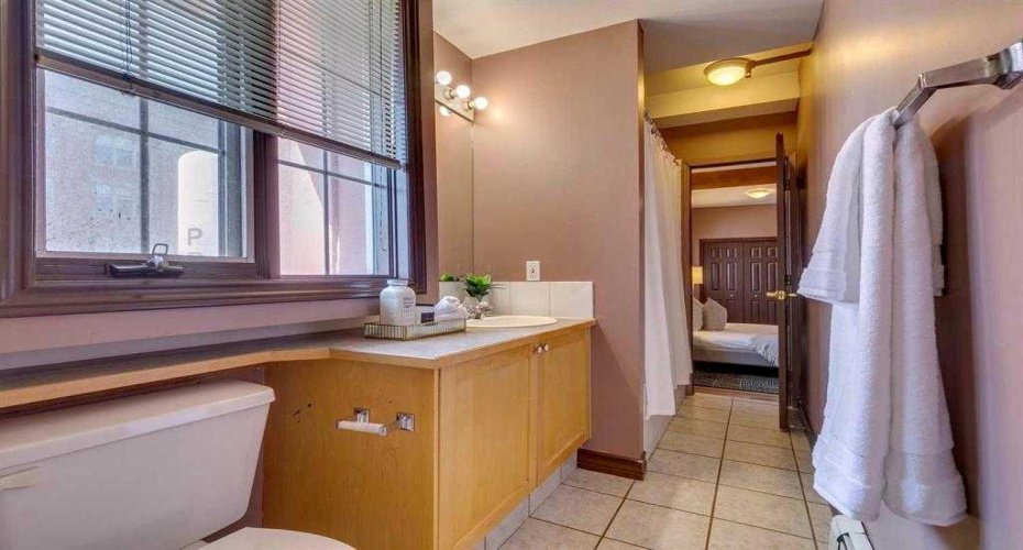 206 11 Avenue, Calgary, Alberta T2G 0X8, ,Commercial,For Sale,Imperial Lofts,11,A2253836