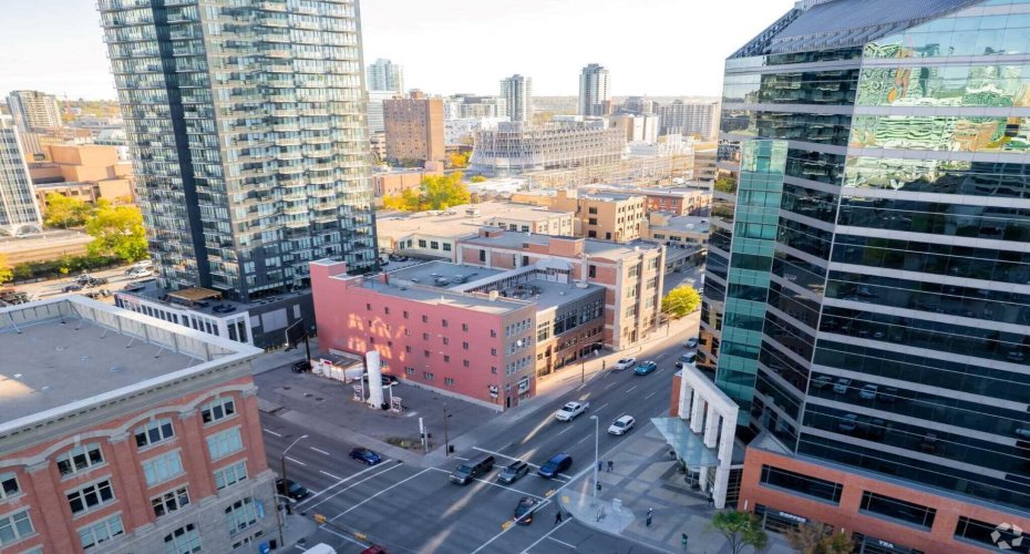 206 11 Avenue, Calgary, Alberta T2G 0X8, ,Commercial,For Sale,Imperial Lofts,11,A2253836