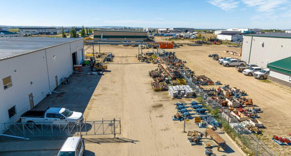 8002 105 Street, Clairmont, Alberta T0H 0W0, ,Commercial,For Sale,105,A2251974