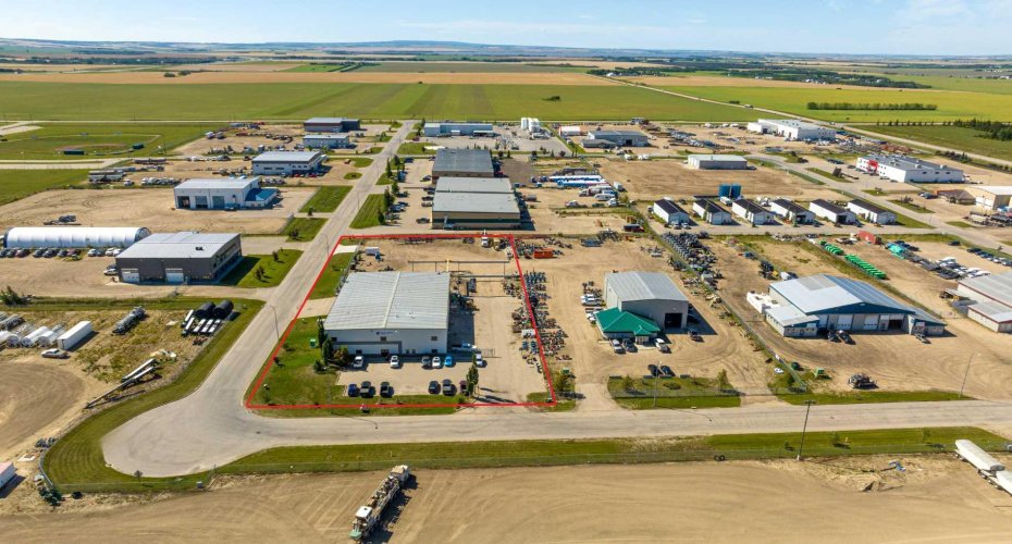 8002 105 Street, Clairmont, Alberta T0H 0W0, ,Commercial,For Sale,105,A2251974