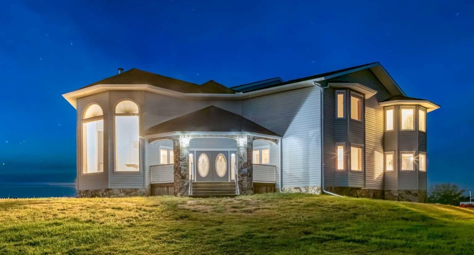 235048 Range Road 281, Rural Rocky View County, Alberta T1X 2C5, 3 Bedrooms Bedrooms, ,4 BathroomsBathrooms,Residential,For Sale,Range Road 281,A2244392