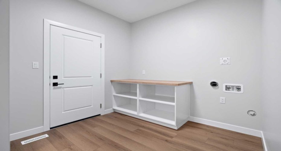 6004 13 Street, Lloydminster, Alberta T9V 3V5, 5 Bedrooms Bedrooms, ,3 BathroomsBathrooms,Residential,For Sale,13,A2249830