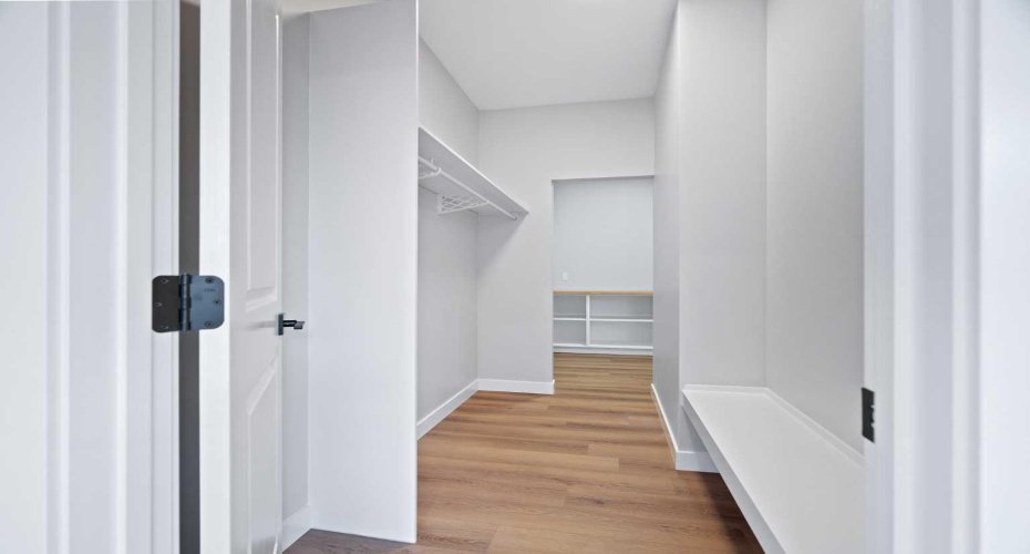 6004 13 Street, Lloydminster, Alberta T9V 3V5, 5 Bedrooms Bedrooms, ,3 BathroomsBathrooms,Residential,For Sale,13,A2249830