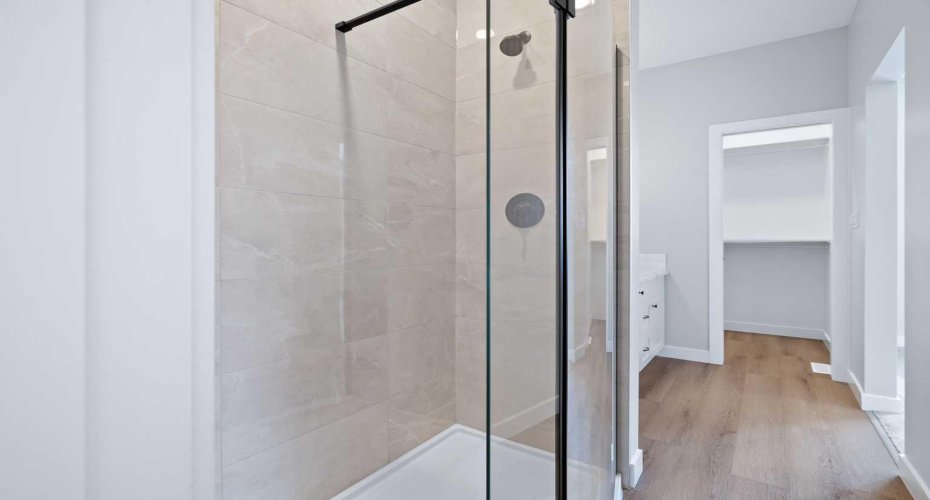 6004 13 Street, Lloydminster, Alberta T9V 3V5, 5 Bedrooms Bedrooms, ,3 BathroomsBathrooms,Residential,For Sale,13,A2249830