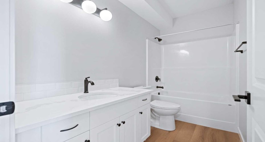 6004 13 Street, Lloydminster, Alberta T9V 3V5, 5 Bedrooms Bedrooms, ,3 BathroomsBathrooms,Residential,For Sale,13,A2249830