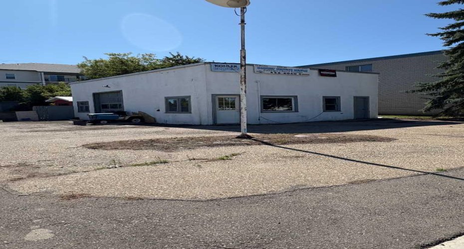 5101 51 Street, Olds, Alberta T4H 1H1, ,Commercial,For Sale,51,A2250422