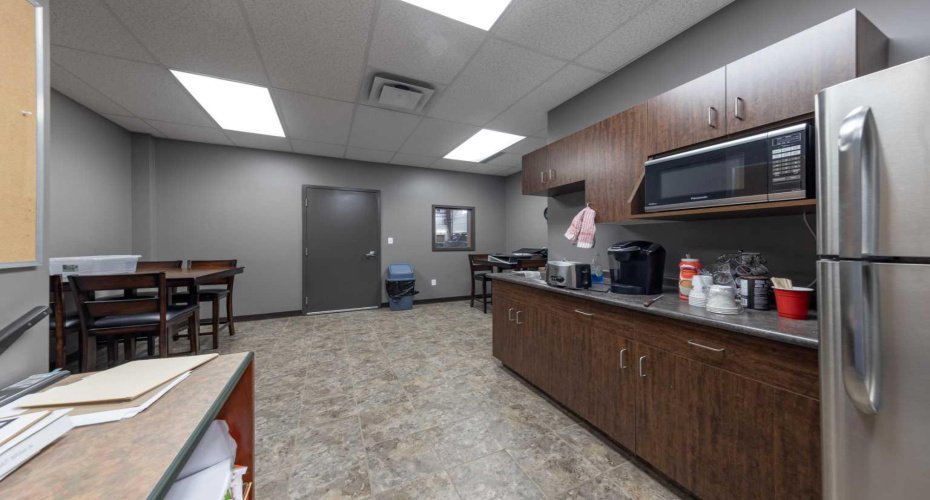 7156 56 Street, Lloydminster, Alberta T9V 3N6, ,Commercial,For Sale,56,A2254306