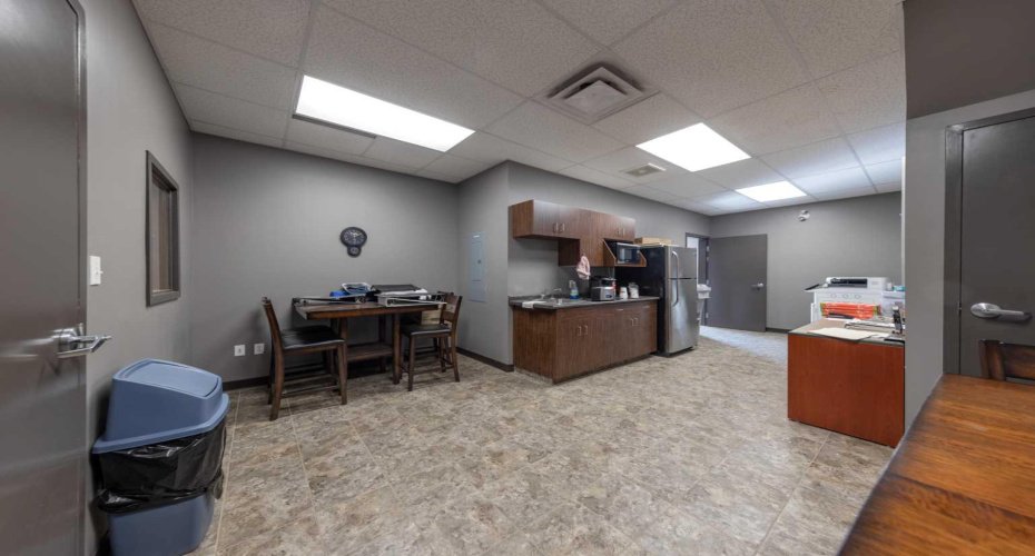 7156 56 Street, Lloydminster, Alberta T9V 3N6, ,Commercial,For Sale,56,A2254306