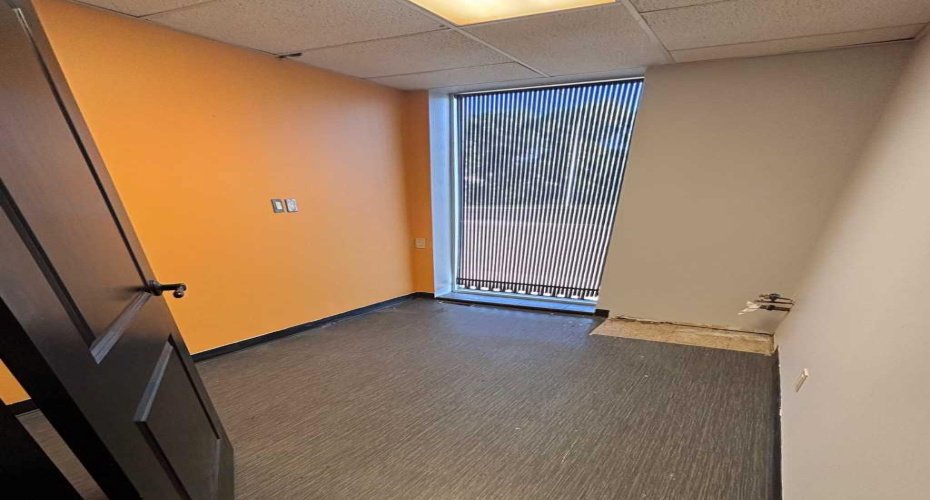 20 3 Street, Medicine Hat, Alberta T1A0G2, ,Commercial,For Lease,3,A2254758