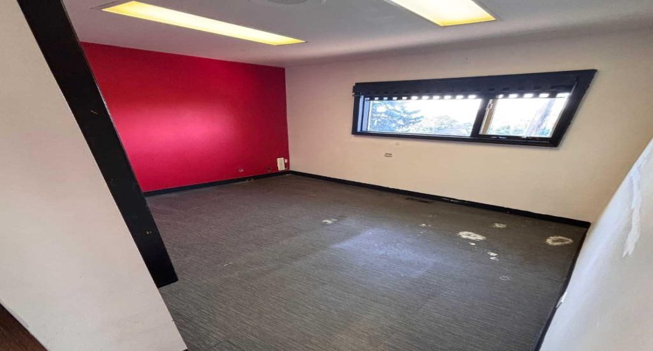 20 3 Street, Medicine Hat, Alberta T1A0G2, ,Commercial,For Lease,3,A2254758