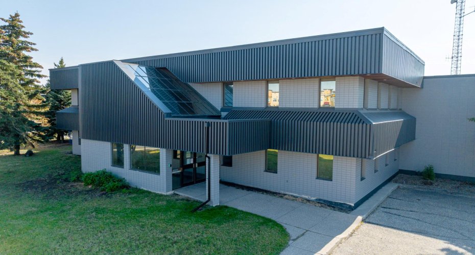 9717 97 Avenue, Grande Prairie, Alberta T8V 6L9, ,Commercial,For Lease,97,A1222446