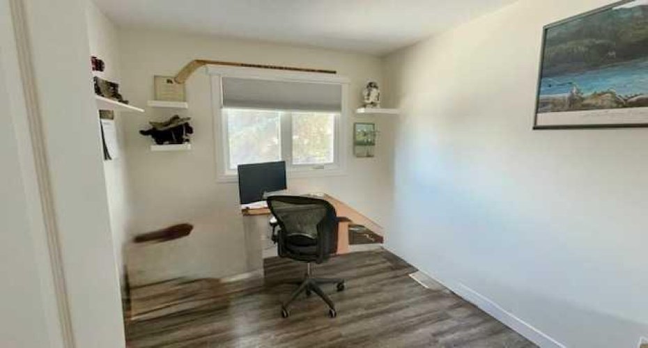 1506 1 Avenue, Drumheller, Alberta T0J 0Y1, 5 Bedrooms Bedrooms, ,2 BathroomsBathrooms,Residential,For Sale,1,A2253554