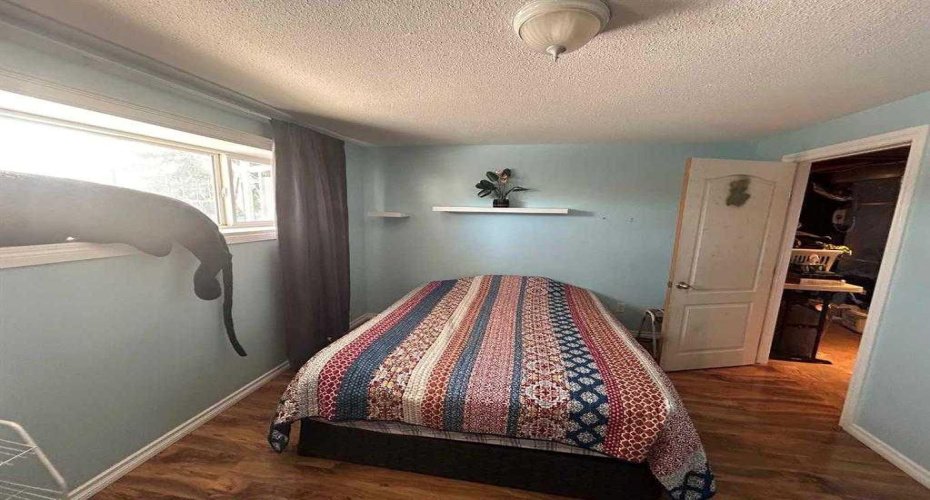 1506 1 Avenue, Drumheller, Alberta T0J 0Y1, 5 Bedrooms Bedrooms, ,2 BathroomsBathrooms,Residential,For Sale,1,A2253554