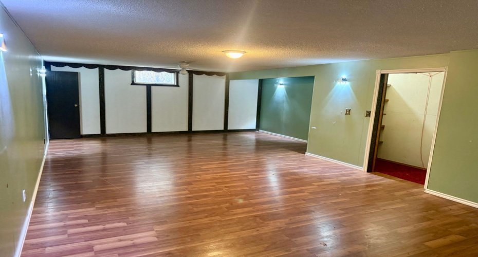 9917 103 Avenue, Plamondon, Alberta T0A 0M0, 4 Bedrooms Bedrooms, ,1 BathroomBathrooms,Residential,For Sale,103,A2237253