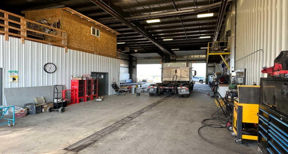 9502 154 Avenue, Rural Grande Prairie No. 1, County of, Alberta T8X 0L2, ,Commercial,For Lease,154,A2253769