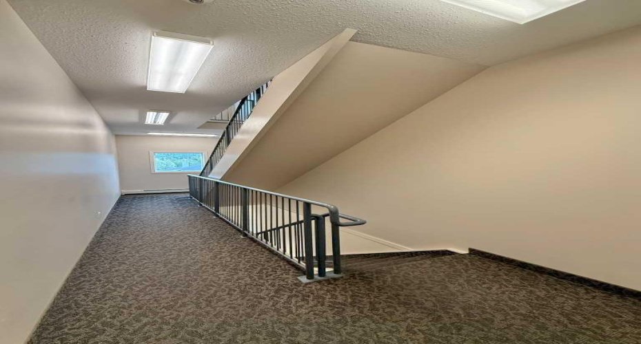 109 Seabolt Drive, Hinton, Alberta T7V1K2, 2 Bedrooms Bedrooms, ,2 BathroomsBathrooms,Residential,For Sale,Seabolt,A2253808