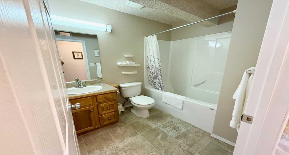 4816 50 Avenue, Breton, Alberta T0C0P0, ,Commercial,For Sale,50,A2254372