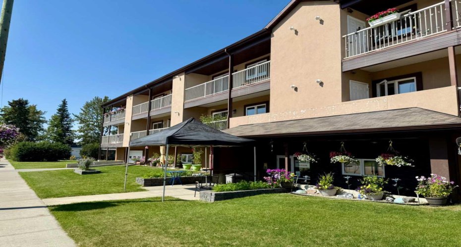 4816 50 Avenue, Breton, Alberta T0C0P0, ,Commercial,For Sale,50,A2254372