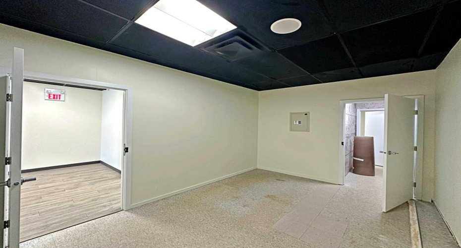 9906A Franklin Avenue, Fort McMurray, Alberta T9H 2K5, ,Commercial,For Lease,Franklin,A2254775