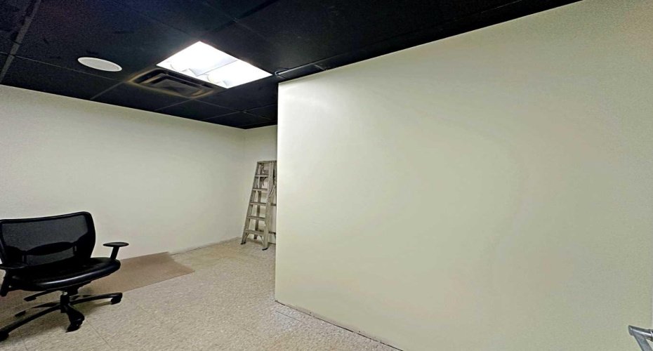 9906A Franklin Avenue, Fort McMurray, Alberta T9H 2K5, ,Commercial,For Lease,Franklin,A2254775