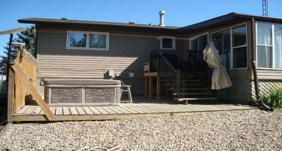 340032 Rge. Rd. 24-5, Rural Kneehill County, Alberta T0M2C0, 4 Bedrooms Bedrooms, ,3 BathroomsBathrooms,Residential,For Sale,Rge. Rd. 24-5,A2255314