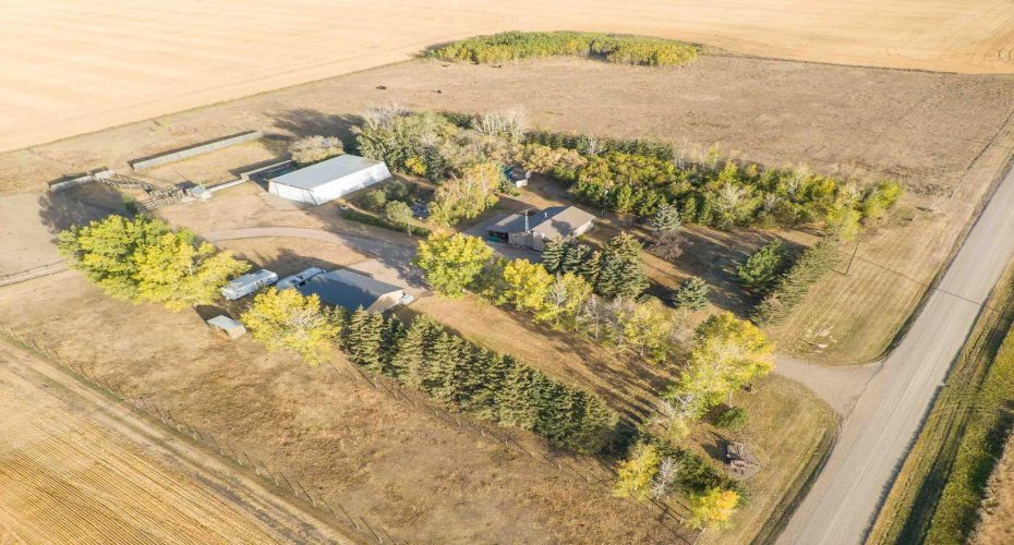 340032 Rge. Rd. 24-5, Rural Kneehill County, Alberta T0M2C0, 4 Bedrooms Bedrooms, ,3 BathroomsBathrooms,Residential,For Sale,Rge. Rd. 24-5,A2255314