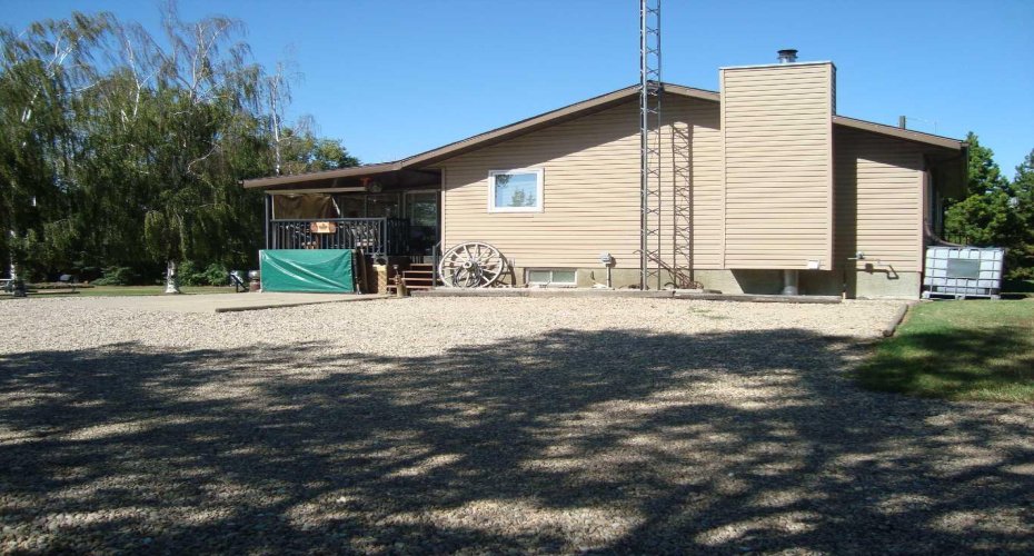 340032 Rge. Rd. 24-5, Rural Kneehill County, Alberta T0M2C0, 4 Bedrooms Bedrooms, ,3 BathroomsBathrooms,Residential,For Sale,Rge. Rd. 24-5,A2255314