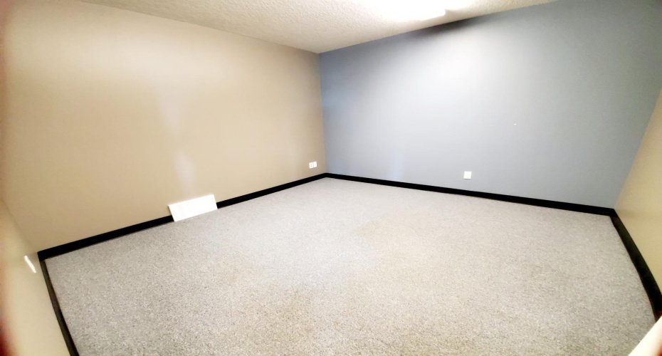 125B range Road, Whitecourt, Alberta T7S 0A1, ,Commercial,For Sale,range,A1145019