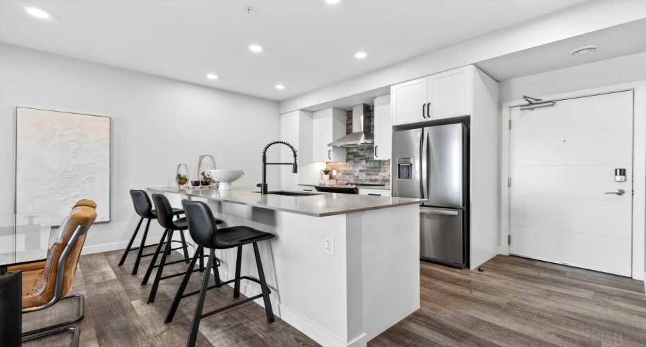 255 Les Jardins Park, Calgary, Alberta T2C 5W9, 2 Bedrooms Bedrooms, ,2 BathroomsBathrooms,Residential,For Sale,Les Jardins,A2255356
