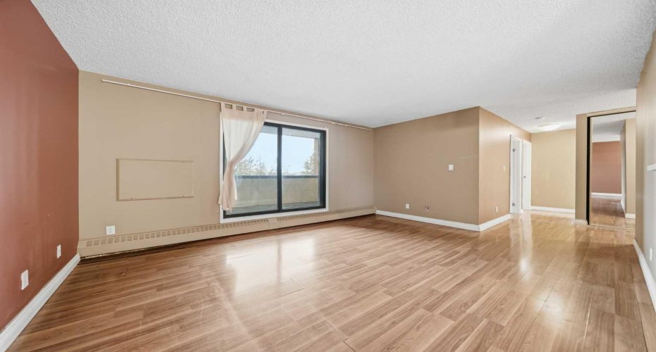 8604 48 Avenue, Calgary, Alberta T3B 5E6, 2 Bedrooms Bedrooms, ,1 BathroomBathrooms,Residential,For Sale,48,A2255215