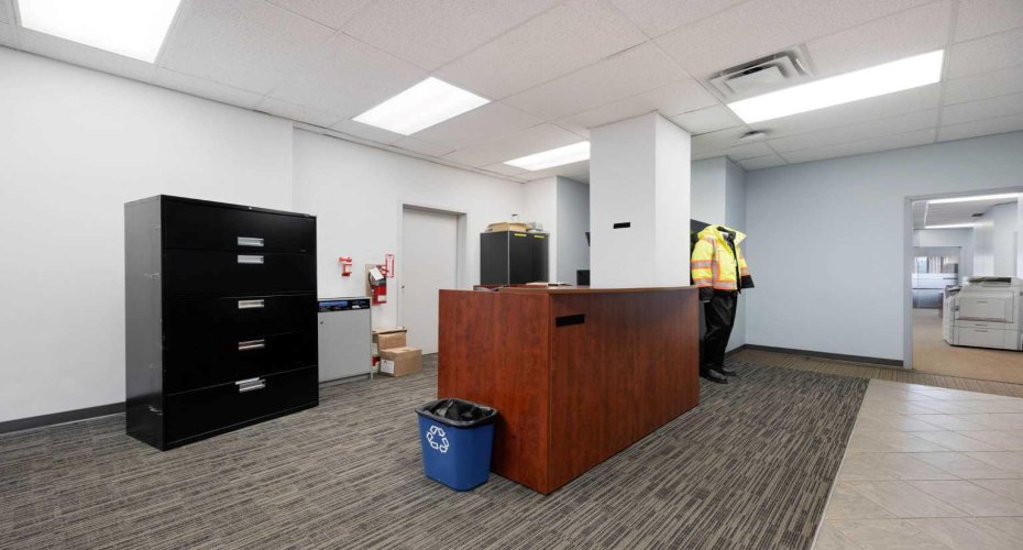 920 Memorial Drive, Fort McMurray, Alberta T9K 0N9, ,Commercial,For Lease,Memorial,A2252752