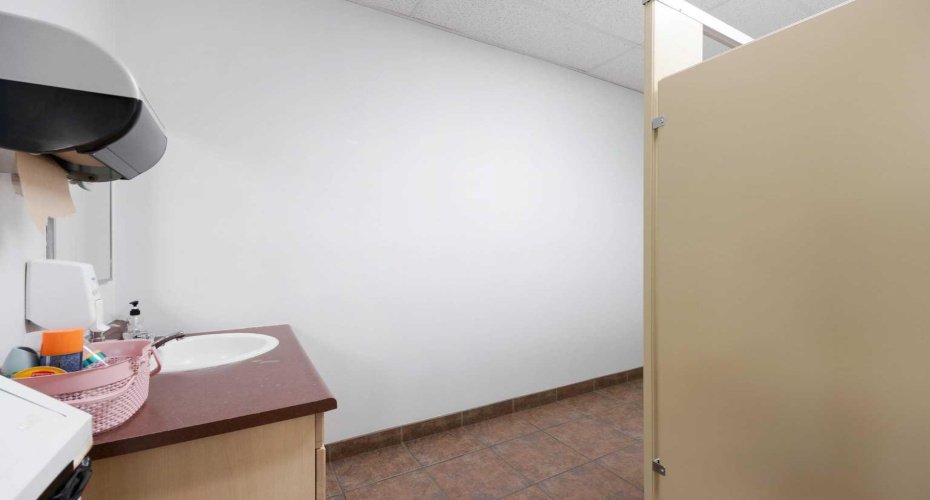 920 Memorial Drive, Fort McMurray, Alberta T9K 0N9, ,Commercial,For Lease,Memorial,A2252752