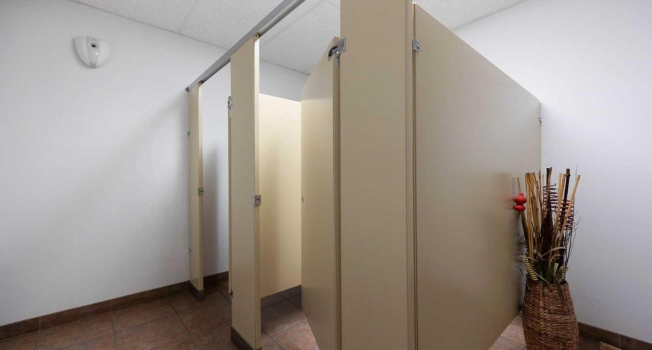 920 Memorial Drive, Fort McMurray, Alberta T9K 0N9, ,Commercial,For Lease,Memorial,A2252752