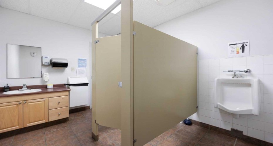 920 Memorial Drive, Fort McMurray, Alberta T9K 0N9, ,Commercial,For Lease,Memorial,A2252752
