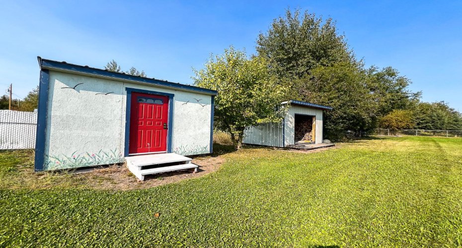 143 Peace River Ave, Joussard, Alberta T0G 1J0, 2 Bedrooms Bedrooms, ,2 BathroomsBathrooms,Residential,For Sale,Peace River Ave,A2254580