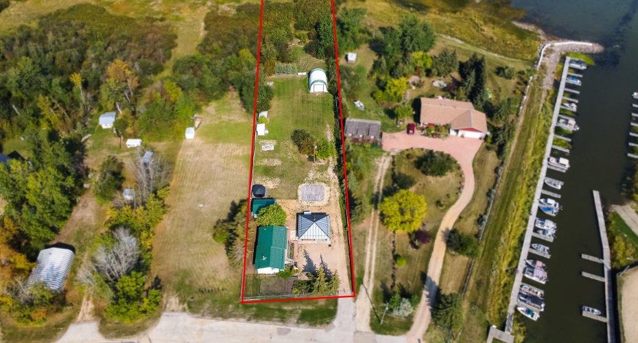 143 Peace River Ave, Joussard, Alberta T0G 1J0, 2 Bedrooms Bedrooms, ,2 BathroomsBathrooms,Residential,For Sale,Peace River Ave,A2254580