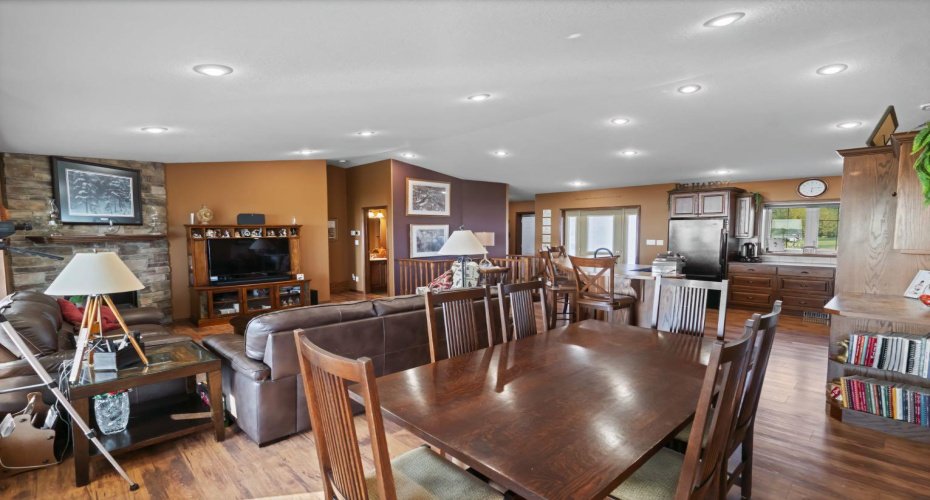 41251 Range Road 210, Rural Camrose County, Alberta T0B 0H0, 4 Bedrooms Bedrooms, ,3 BathroomsBathrooms,Residential,For Sale,Range Road 210,A2255762