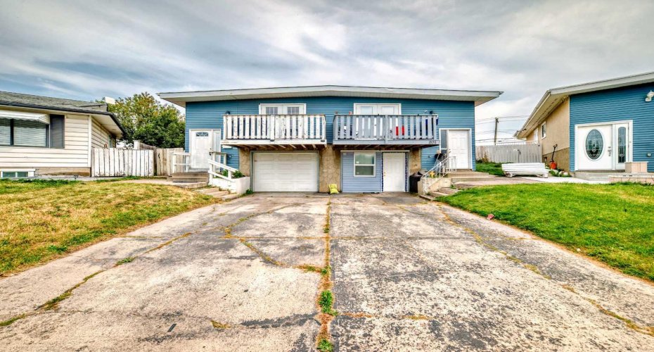 203 Penbrooke Close, Calgary, Alberta T2A 3N9, 4 Bedrooms Bedrooms, ,2 BathroomsBathrooms,Residential,For Sale,Penbrooke,A2256139